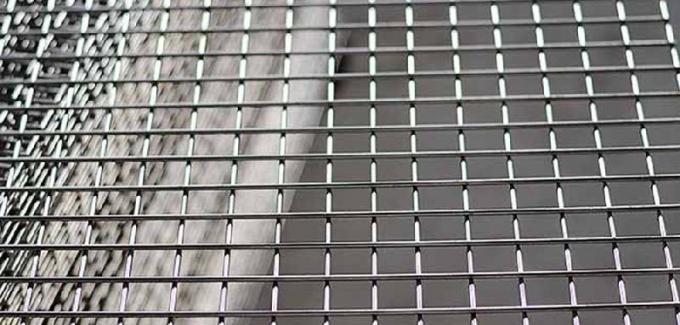 মরিচা প্রমাণ 50x50mm ঢালাই তারের বেড়া প্যানেল 2x2 হোল 4x8" হট ডিপ গ্যালভানাইজড
